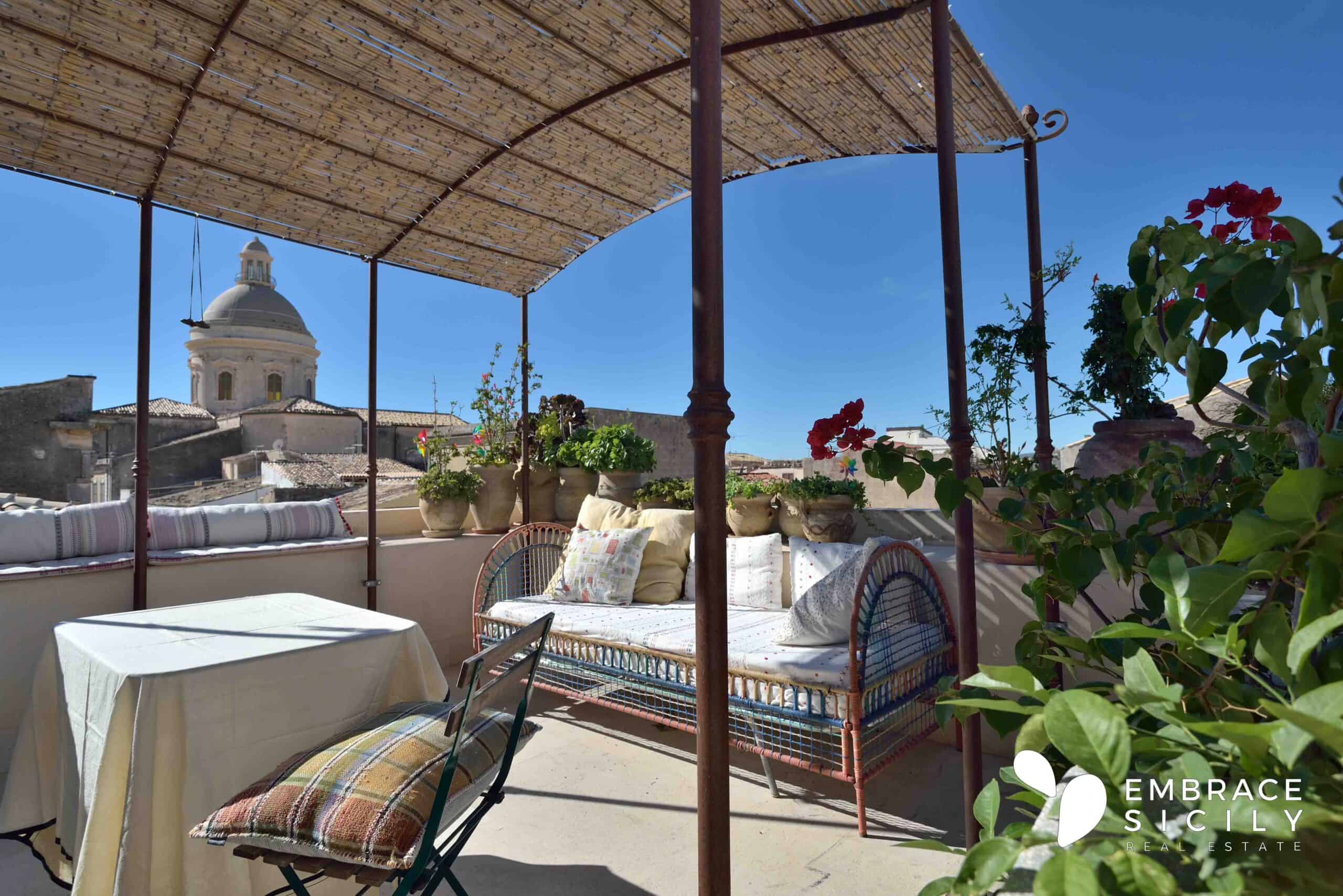 Casa Indipendente con Terrazza